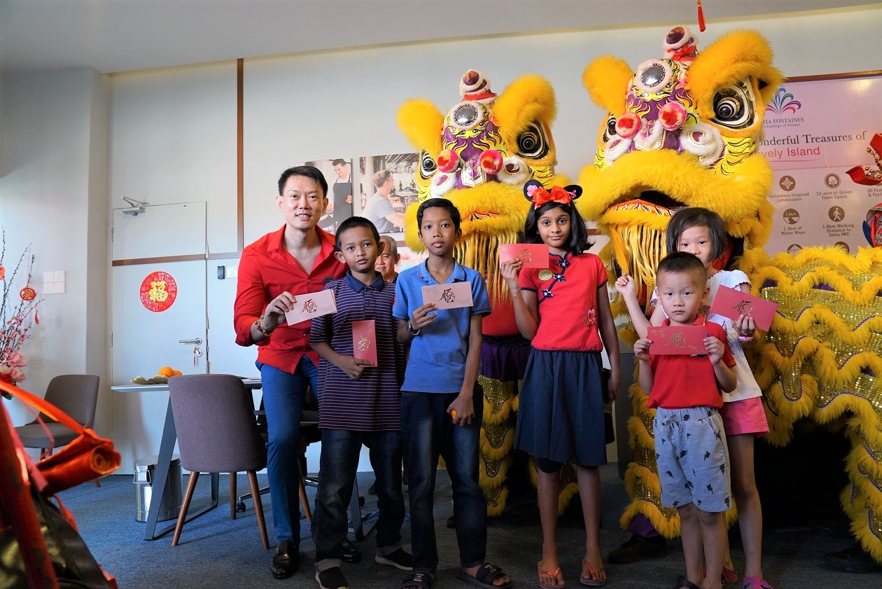 chinese new year open house gift