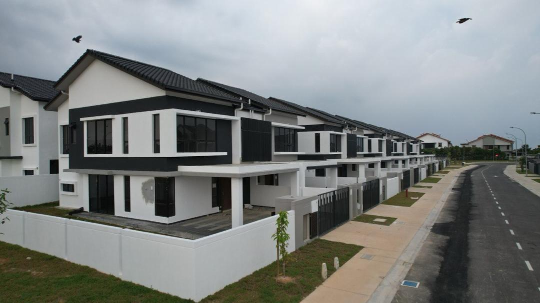 Double Storey Cluster House For Sale In Shah Alam | Setia AlamImpian