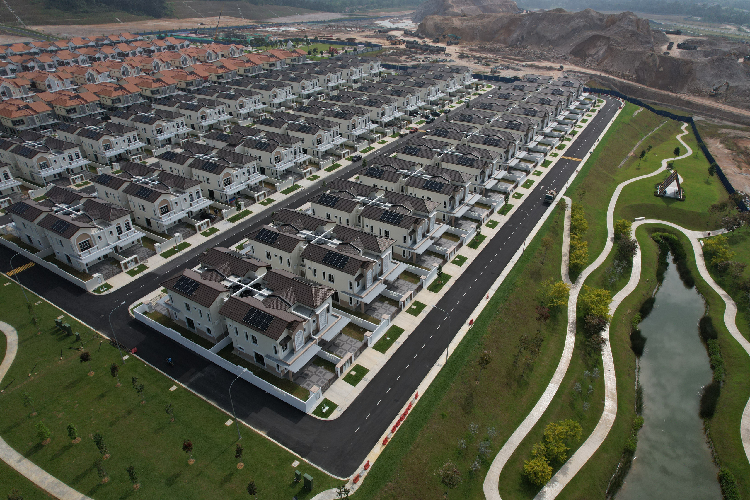 Roadwork of the said building in progress as of 22 Oct 2025