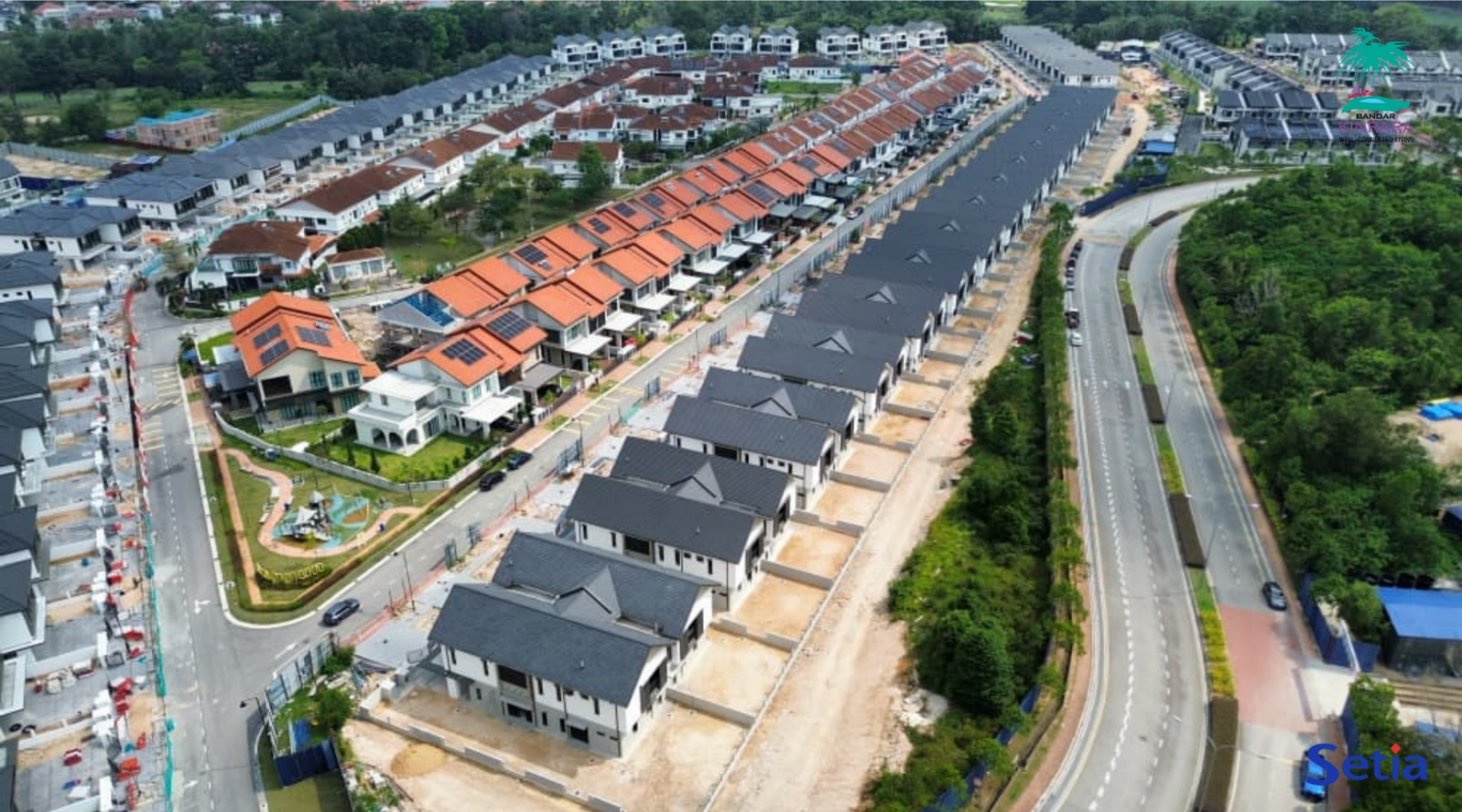 Anggun Villa 3 as at 29/03/2026 - The internal and external finishes of the said building including the wall finishes are currently in progress.