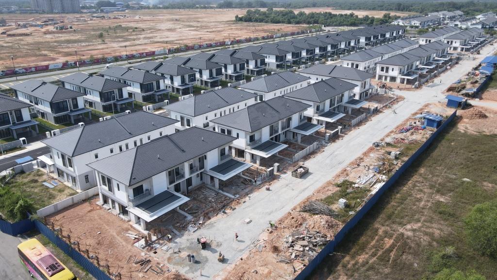 Ambrosia II as at 26/1/2026 - The wiring of the said building is currently in progress.