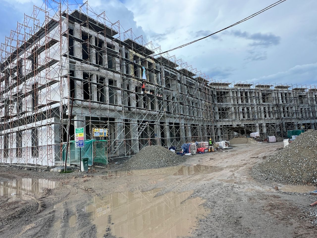 01/10/2025
- Structural work is completed, architectural works are in progress and roadwork has started
