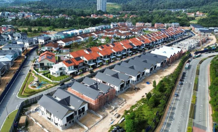 Site photo Bandar Kinrara Anggun Villa 3 Phase 7A7A as at 22/09/2025 - 55% site progress - The roofing, electrical wiring, plumbing (without fitting), gas piping (if any) and internal telecommunication trunking and cabling to the said building.