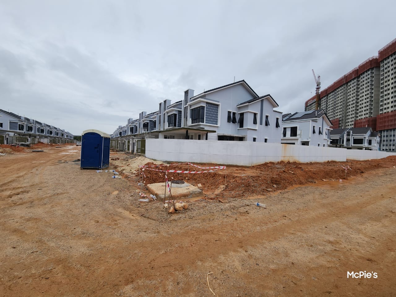 01/12/2025
The internal and external finishes of the said parcel including the wall finishes