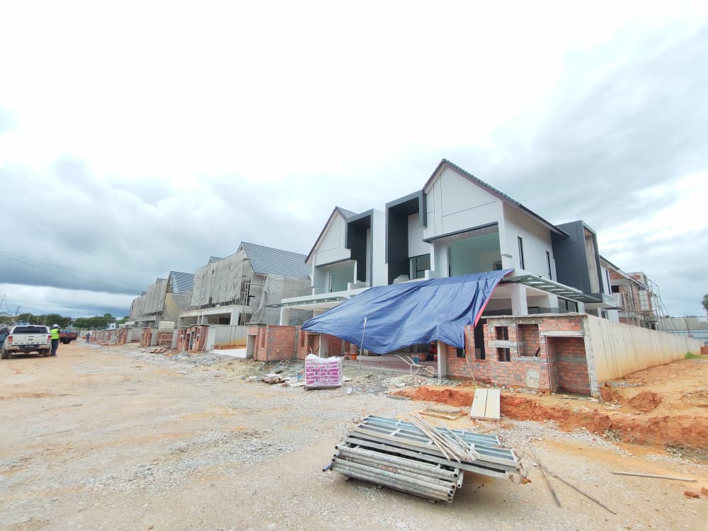 01/12/2025
The internal and external finishes of the said parcel including the wall finishes   