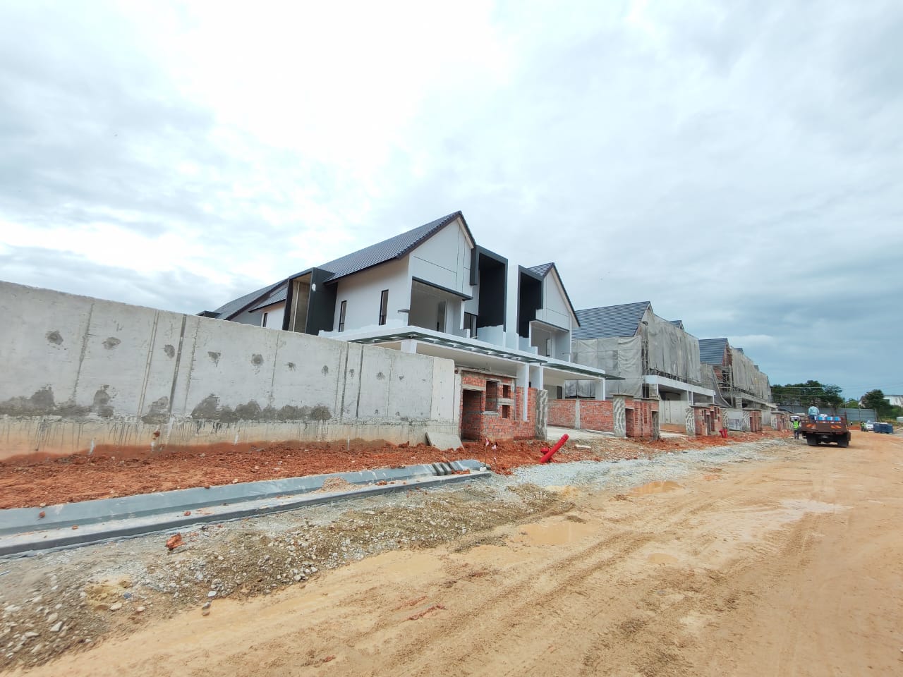 01/12/2025
The internal and external finishes of the said parcel including the wall finishes   