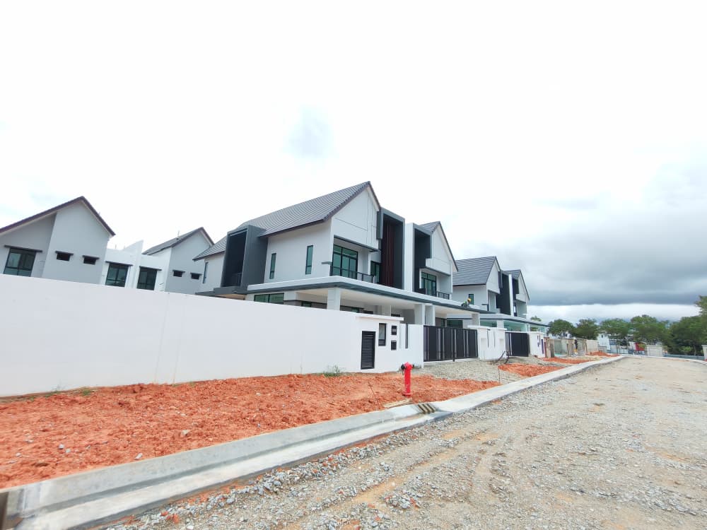 01/12/2025
The internal and external finishes of the said parcel including the wall finishes   