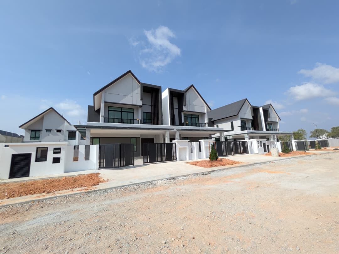 01/04/2026
The internal and external finishes of the said parcel including the wall finishes   