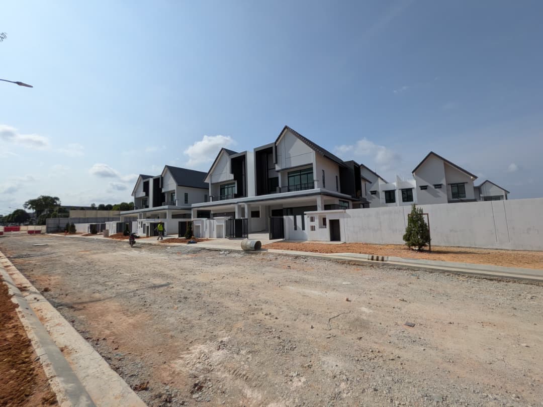 01/04/2026
The internal and external finishes of the said parcel including the wall finishes   