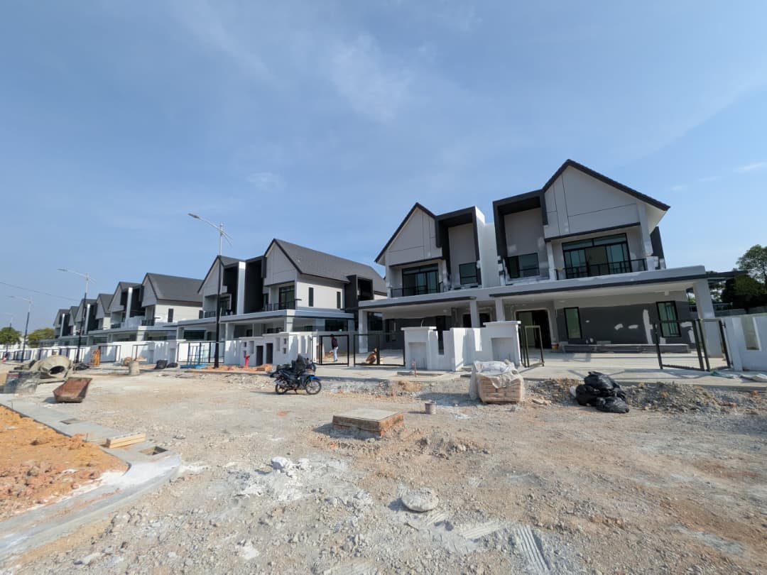 01/04/2026
The internal and external finishes of the said parcel including the wall finishes   