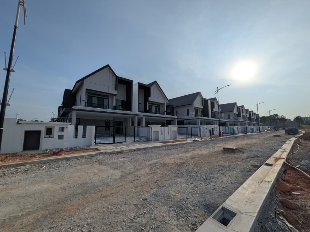 01/04/2026
The internal and external finishes of the said parcel including the wall finishes   