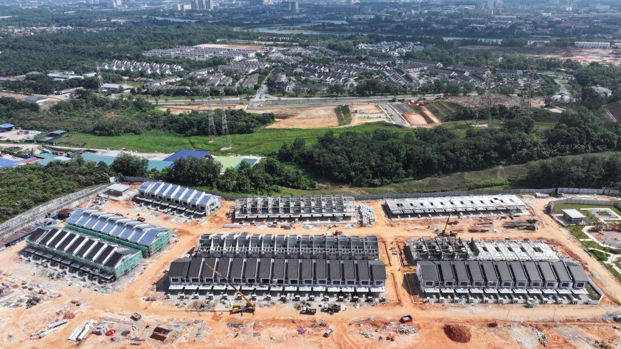 Phase A10-06 Ferrous 3 - Aerial view - Structure works in progress (1 Aug 2025) 
