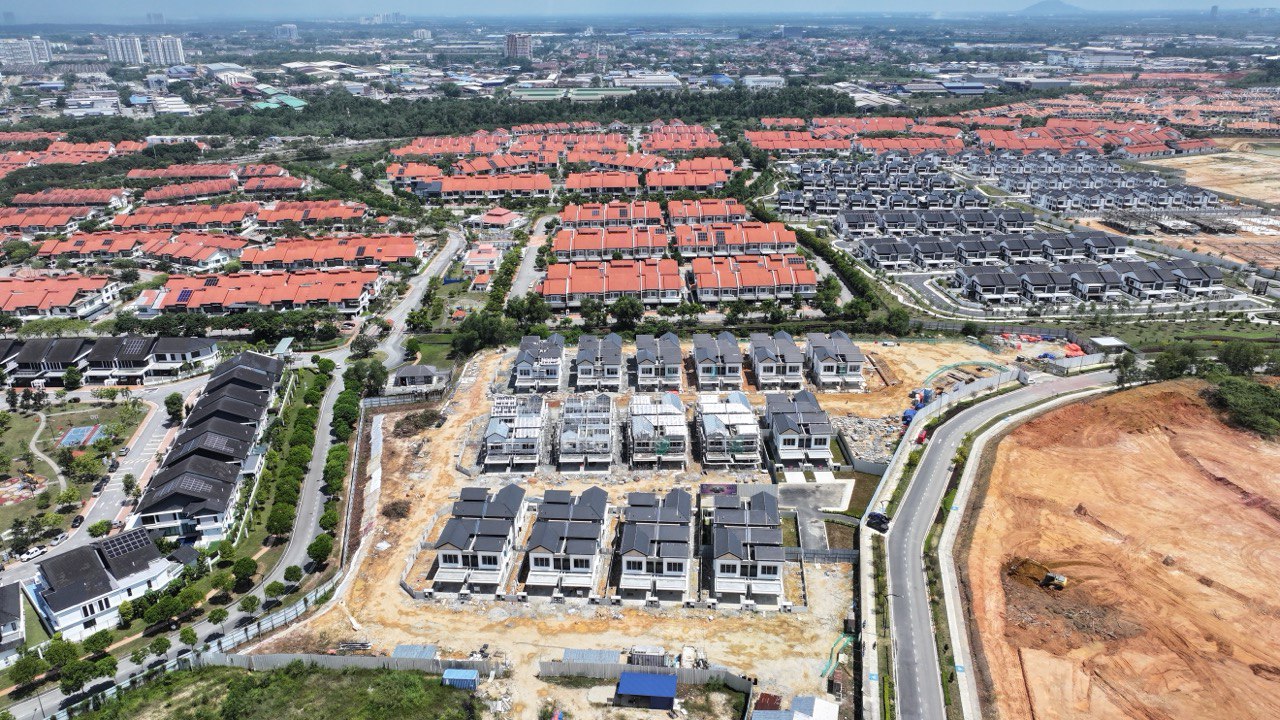 Phase A4-02 Hamlet - Aerial view - Structure works in progress (6 Oct 2025) 
