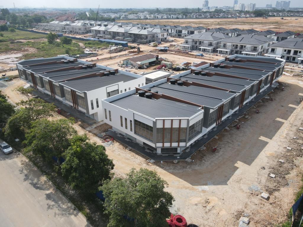 Bayu Avenue as at 16/7/2025 - The drain and roads serving the building are currently in progress.