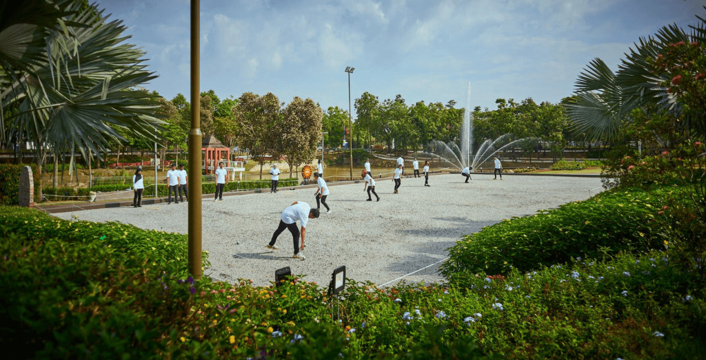 The 1st International Petanque Facility in Town