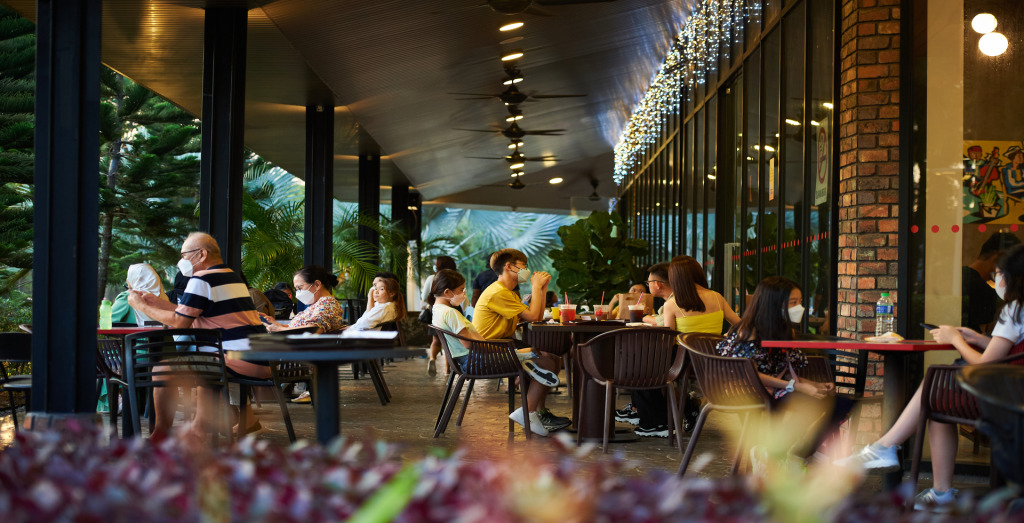 Dining Here Is Always Cooler by 2°