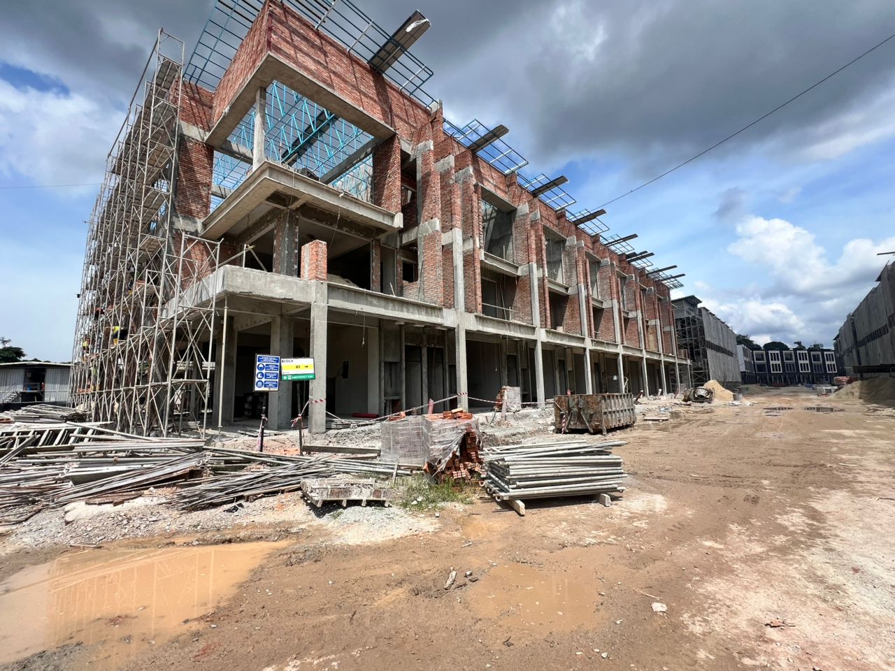 01/06/2026

Structure completed and architecture work in progress.




